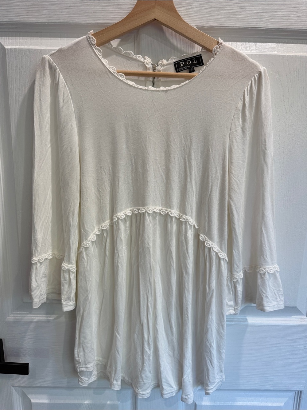 POL White Lace-Trim Long Sleeve Peasant Top